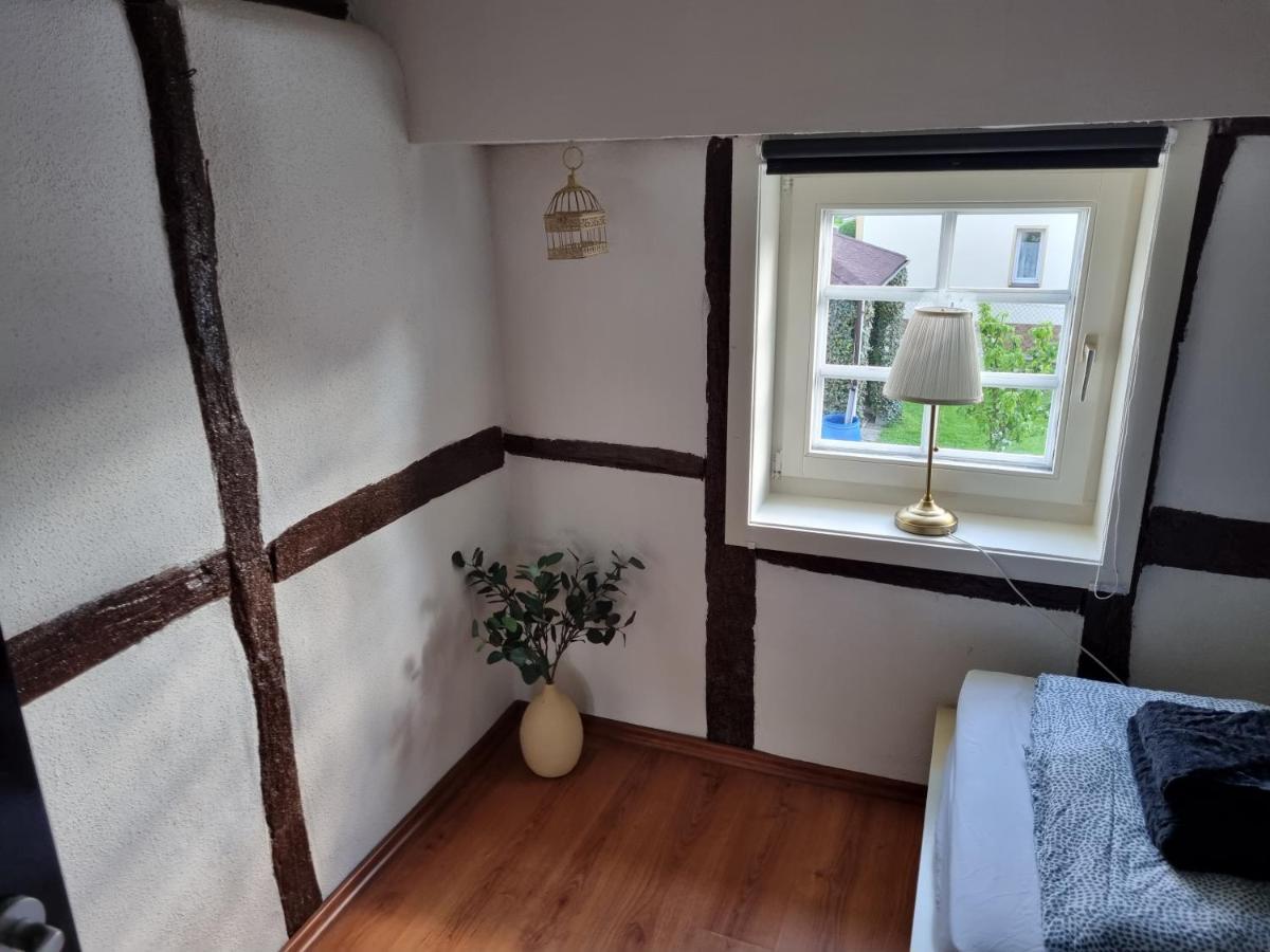 Schoene Wohnung Im Zentrum Von Ahnatal Buitenkant foto